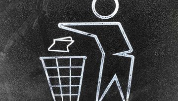 throwing trash sign